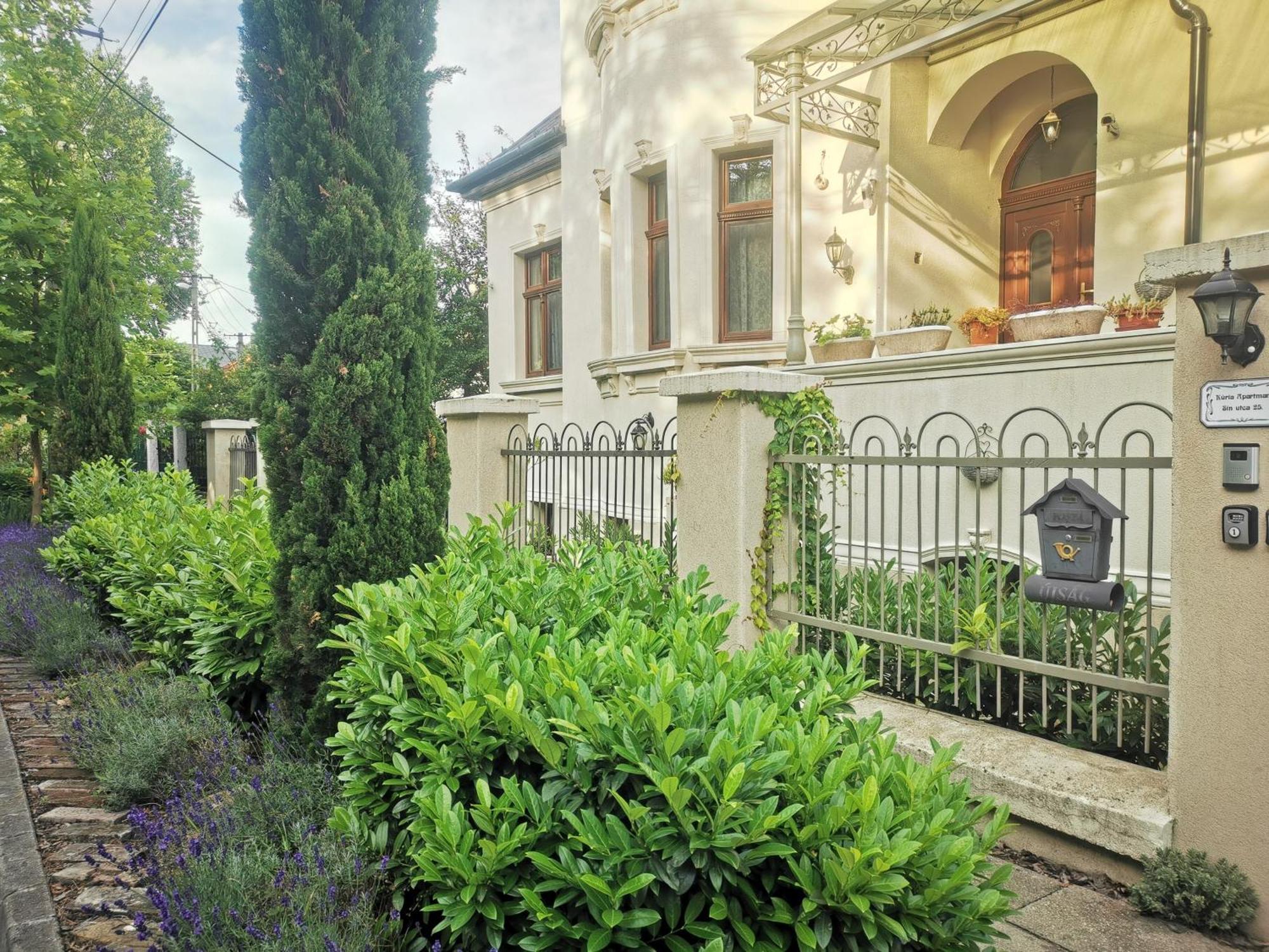 Kuria Apartman Budapest With Free Parking Eksteriør bilde