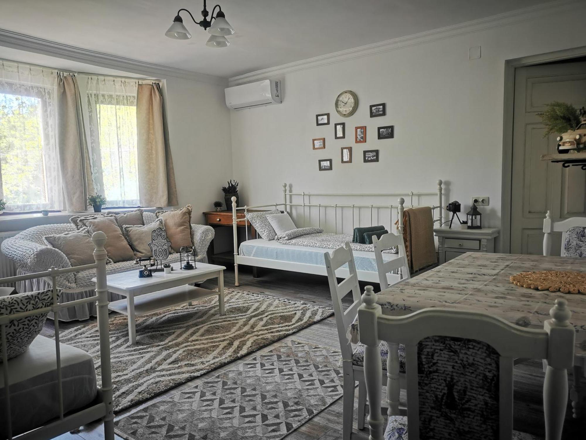 Kuria Apartman Budapest With Free Parking Eksteriør bilde