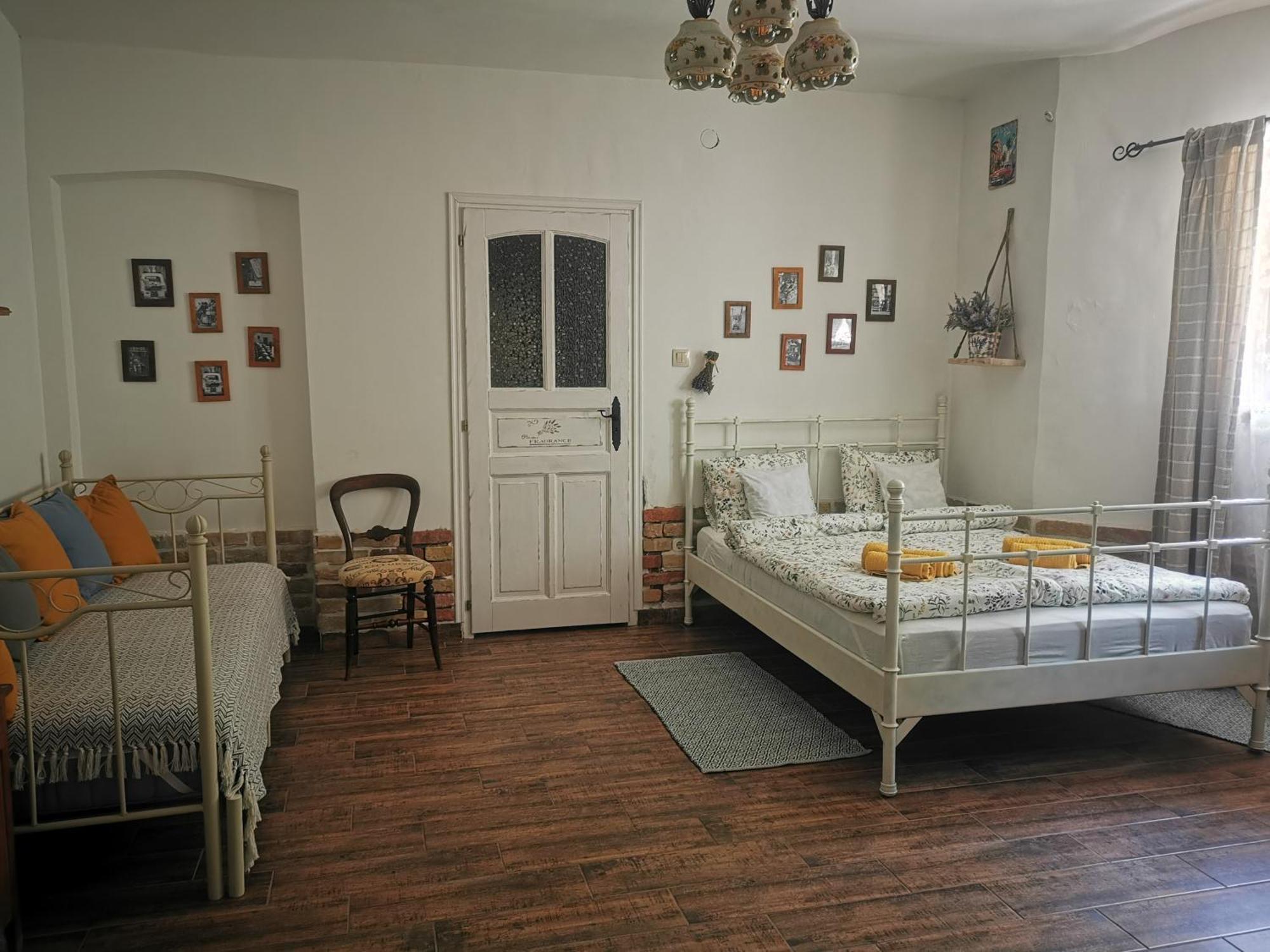 Kuria Apartman Budapest With Free Parking Eksteriør bilde
