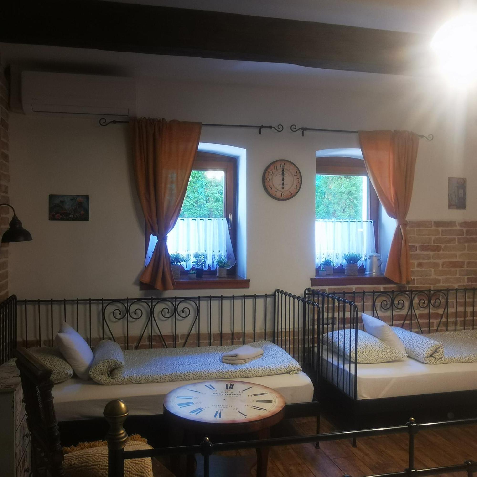 Kuria Apartman Budapest With Free Parking Eksteriør bilde